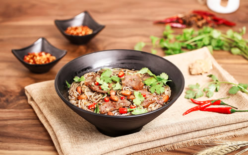 坚持问题导向 落实“四个最严”要求